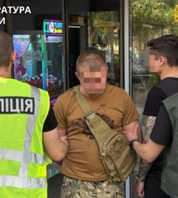 Суд вернул в СИЗО подозреваемых во взяточничестве командира и старшину: прокуратура выиграла апелляцию