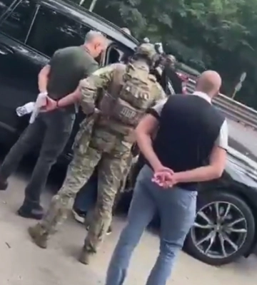 Ексвійськкома Борисова зупинили на виїзді з Києва, ДБР проводить у нього обшуки, – ЗМІ