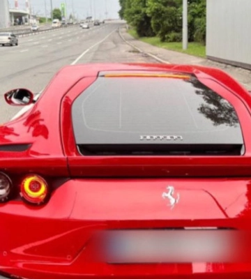 У Києві покарали водія елітного Ferrari, який «летів» зі швидкістю 108 км на годину