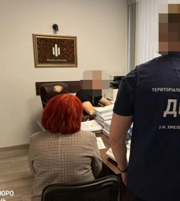 Чиновников Гайсинского ТЦК разоблачили на "бумажной мобилизации"