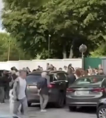 200 детей остались без тренера: в Хмельницком воспитанники «Мрии» пикетируют ТЦК. ВИДЕО