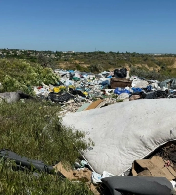 На Одещині виявили нові сміттєві "гори", - ФОТО