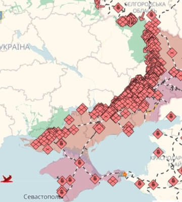 Поврежденные мосты и нехватка бензина: с чем столкнулся Крым после ночной атаки