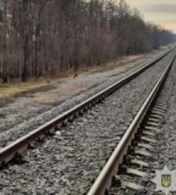 Через безпекові заходи на Полтавщині затримуються три потяги