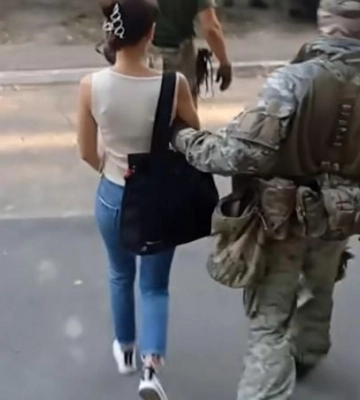 Объявила голодовку: появились новые сведения о похищенной журналистке из Мелитополя Анастасии Глуховской 