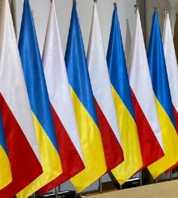 Україну знову намагаються поставити в стійло