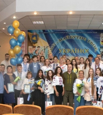 «Щодругий повернувся з перемогою»: Черкащину на учнівських олімпіадах та конкурсах представило 87 учнів (ФОТО)
