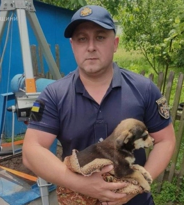 Гарна новина дня: на Полтавщині рятувальники врятували цуценя з 10-метрового колодязя