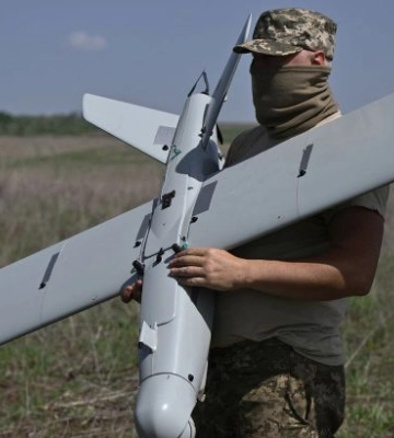 Українські дрони перетворили на «дорогу смерті» ключову трасу до Криму