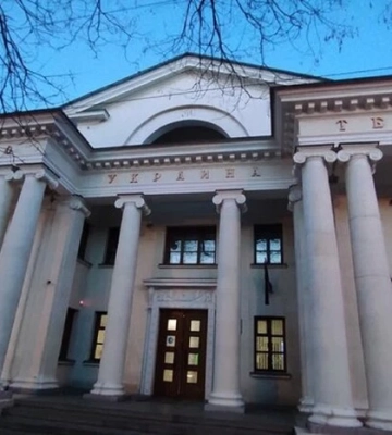 Окупанти у Севастополі вирішили перейменувати ретрокінотеатр «Україна» 