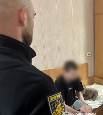 У Хмельницькому поліцейські викрили студента у зберіганні та розповсюдженні дитячого порно