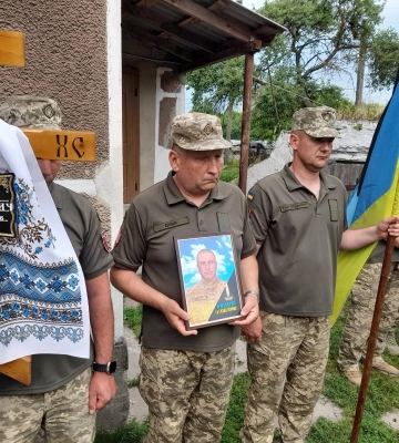 Серце зупинилося у шпиталі: на Волині поховали воїна Юрія Більшевича