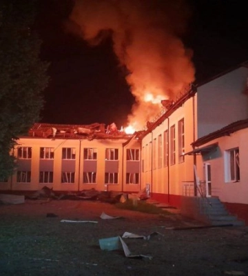 Ворог понівечив на Чернігівщині ліцей, який відбудували після ракетного удару