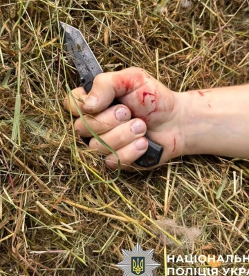 У Запоріжжі поліція ліквідувала нападника, який з ножем кинувся на правоохоронців