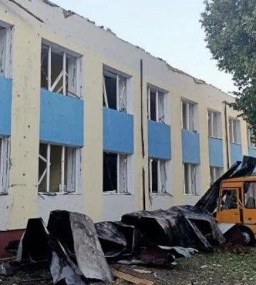 РФ знову атакувала ліцей у Михайло-Коцюбинському, гроші на відновлення якого збирали під час футбольного матчу в Лондоні