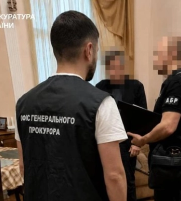 "Бізнесменам" Гринкевичам та експосадовцю МО Лісовському повідомили про нові підозри. ВIДЕО