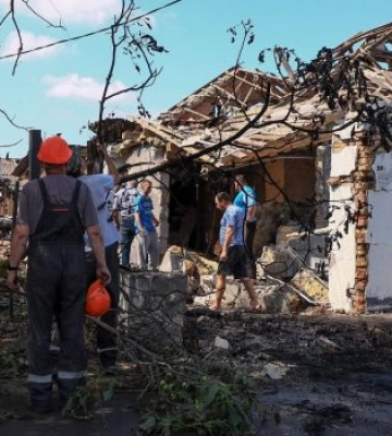 Комунальники ліквідовують наслідки ворожих атак