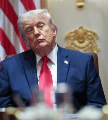 Журналисты узнали, почему Трамп передумал наносить мощный удар по Ирану