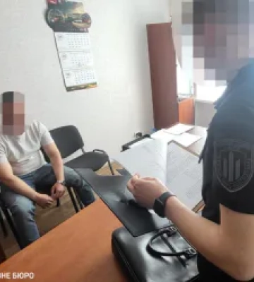 В Черкасской области правоохранитель получил подозрение из-за избиения мужчины во время оповещения