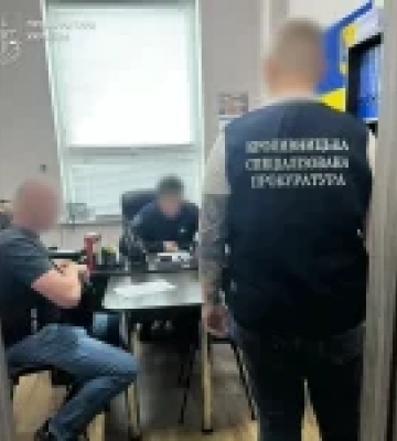 Експосадовцю Кропивницького РТЦК та СП повідомили про підозру через недостовірне декларування