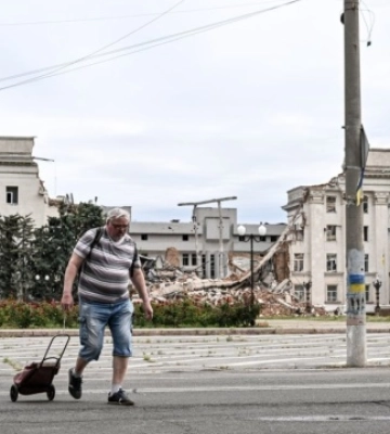 Прифронтовий Херсон, відновлене обличчя та «Коргія»