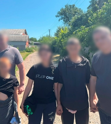 Були у знайомих: трьох підлітків знайшли на Харківщині