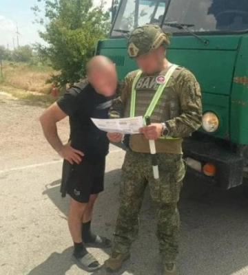 На окупованій Херсонщині водіїв інструктують щодо дій під час атак БПЛА, – “Жовта стрічка”