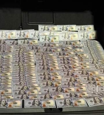 За вивезення ухилянтів до Молдови організатор схеми отримав понад 42 тисячі доларів, - прокуратура. ФОТО