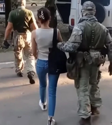 Понад два роки в полоні РФ: звільнені бранці розповіли про знущання над журналісткою Глуховською