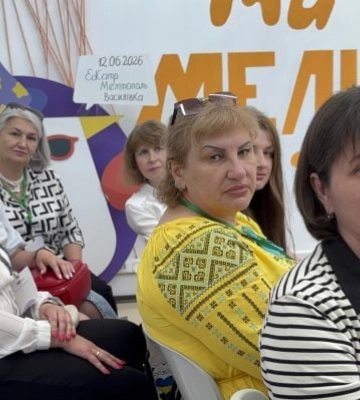 Вместо разрушенного моста – образовательный: как Мелитополь объединил педагогов из оккупированного Запорожья (фото, видео)