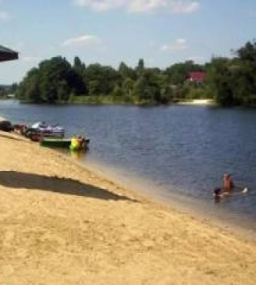 На деяких пляжах області вода не відповідає санітарним нормам