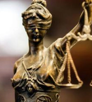 У Полтаві медсестру засудили за підробку медичного висновку