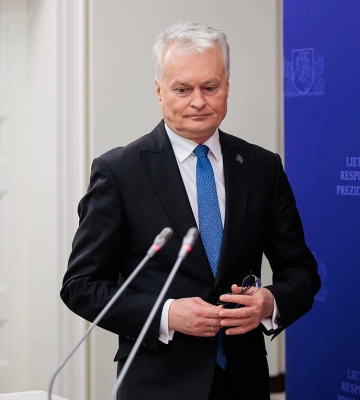 Президент Литви підтримує запровадження загального військового обов’язку