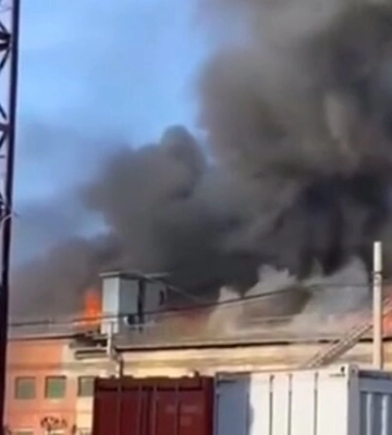 Дрони одночасно вдарили по Оренбургу та Криму: які об'єкти палають