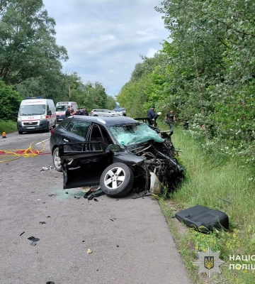Одна загибла та четверо постраждалих: подробиці ДТП у Шептицькому