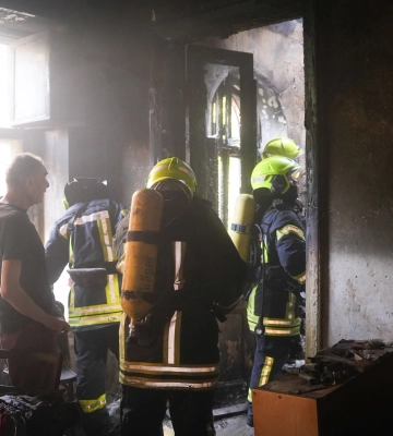 Через залишену на плиті їжу спалахнув дах житлового будинку в Одесі