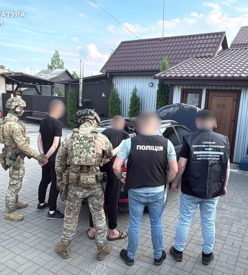 На Житомирщині обрано запобіжні заходи двом переправникам ухилянтів за кордон