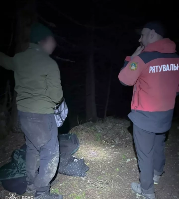 Гірські рятувальники Рахівщини знайшли туриста біля підніжжя Говерли