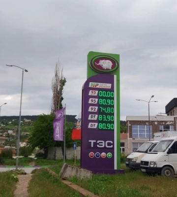 В Крыму изменили систему контроля наличия топлива и сокращают рейсы маршруток
