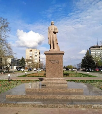 Оккупанты объяснили, почему любят Шевченко, но том, куда исчез его памятник в Мелитополе, решили не вспоминать (скрин)