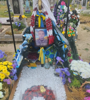 На Волині батькам полеглого Захисника неба вручили посмертну нагороду сина