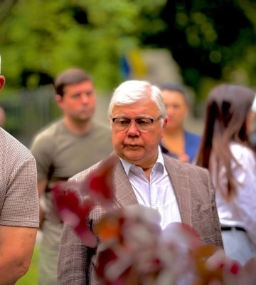 Дзвіночки замість голосів: в Одесі створили Сад пам’яті загиблих дітей
