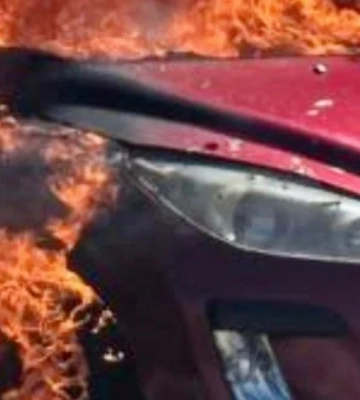 В Запорожском районе россияне нанесли удар FPV-дроном по автомобилю: погибла женщина, еще четыре человека ранены