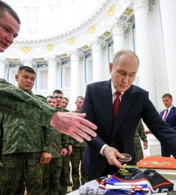Путін побажав удачі російським військовим у просуванні до Запоріжжя