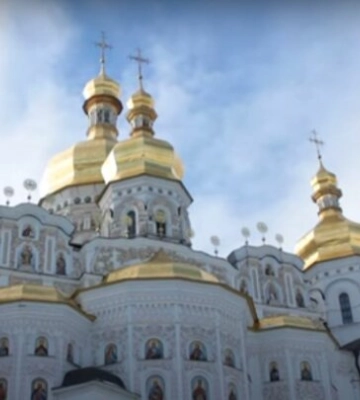 У Києві горить Києво-Печерська Лавра (ВІДЕО)