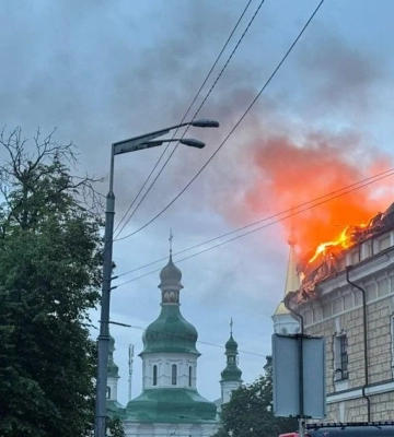 Російські війська здійснили масовану атаку на Київ, є загиблі та багато постраждалих