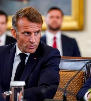 «У мене не буде вибору». Трамп пригрозив Макрону 100%-вими митами на французькі вина