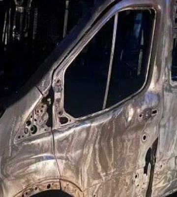Затримано чоловіка, який підпалив мікроавтобус військового на Одещині