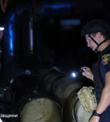У Миколаєві вогнеборці ліквідували масштабну пожежу на об’єкті критичної інфраструктури