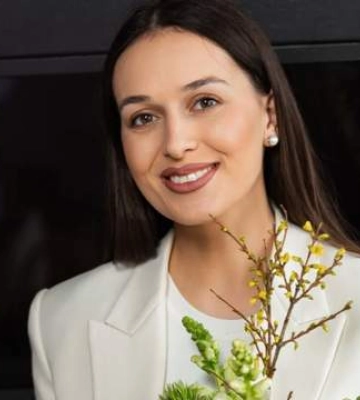 Не вірю, що жива, – відома блогерка повідомила про "приліт" у її будинок